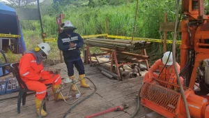 Registro de campo — Geología y geotecnia de la central hidroeléctrica Hidropalatino (30 MW)